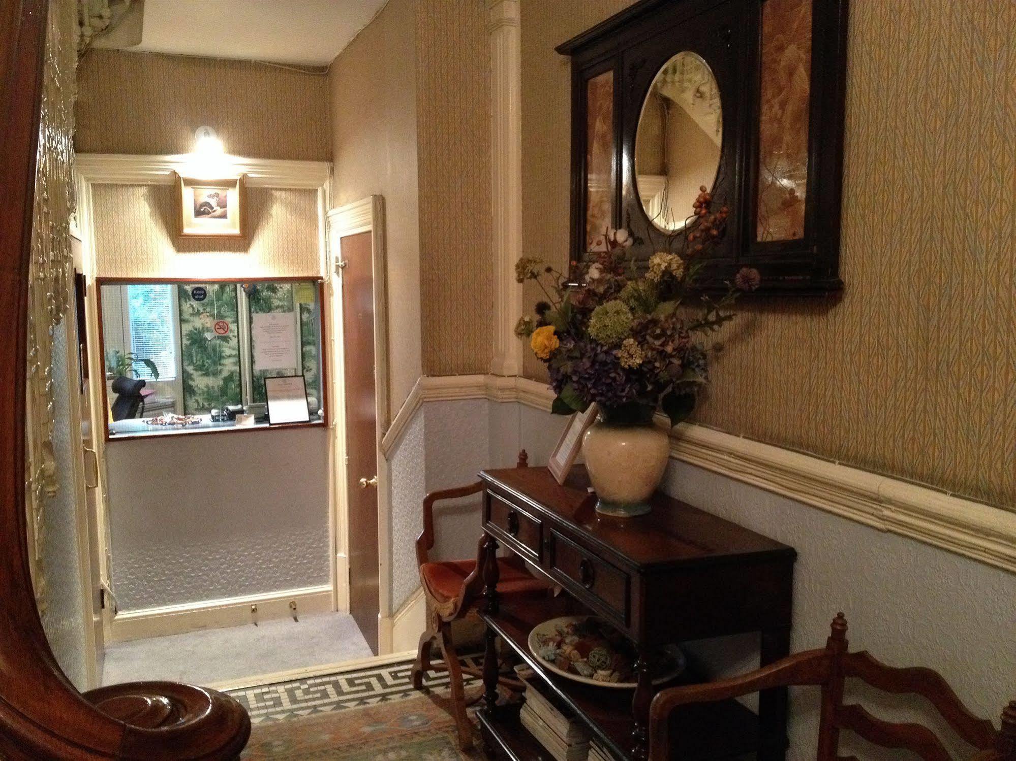 Merlyn Court Hotel London Kültér fotó